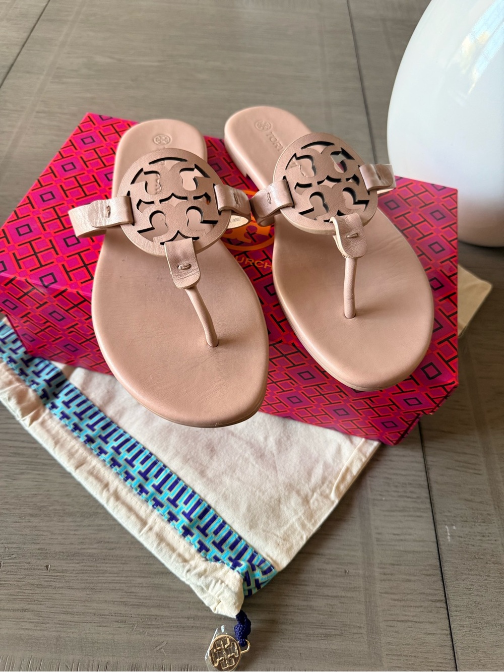 Tory Burch Makeup Millers Pink calf Leather Miller Sandals - 8 (can fit 7.5)